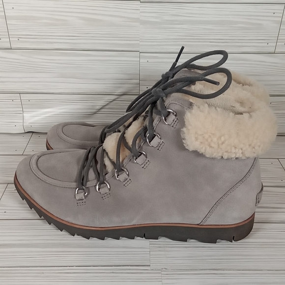 Sorel women's Harlow lace sherpa ankle winter boots size 11 - Picture 4 of 7